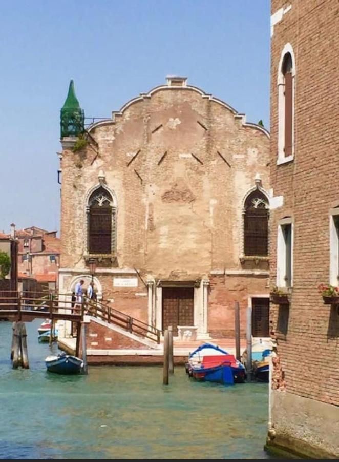 Ca' Della Carita' Apartment Venesia Bagian luar foto